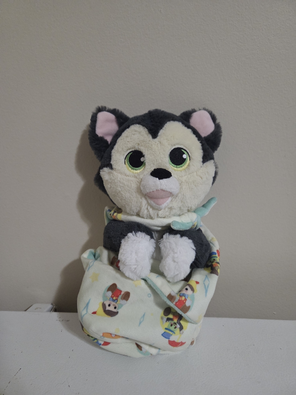 Disney Parks Babies Baby Figaro Cat in Blanket Pouch 10" Plush Stuffed Animal